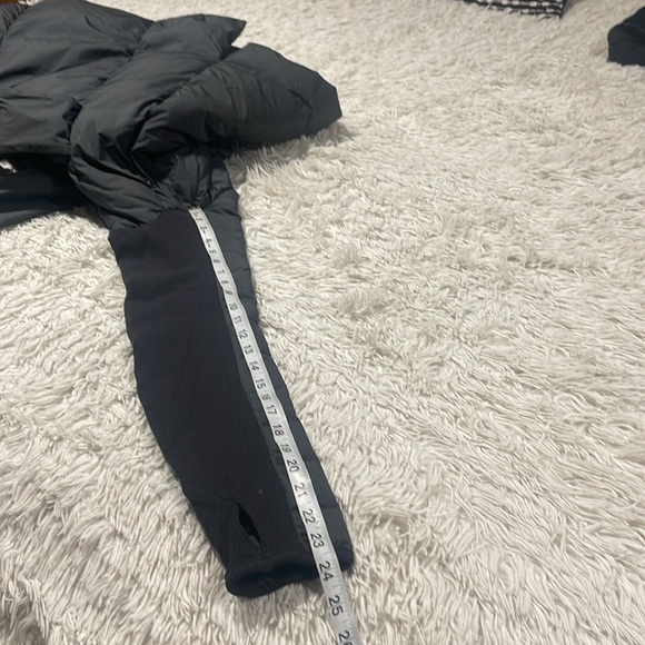 Lululemon" Enfold Wrap, Gray - Picture 15 of 16